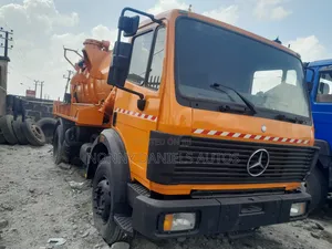 Foriegn Used Mercedes Sewage Truck