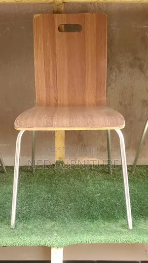 Quality Centre Table