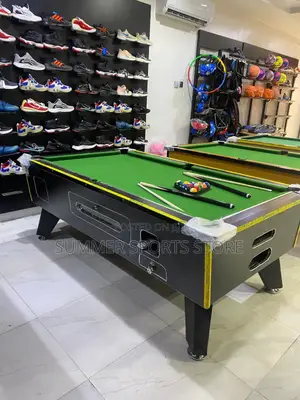 7ft Glossy Coin and Marble Top
