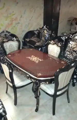 Luxury Imported 6 Seaters Royal Dining Table And Chairs