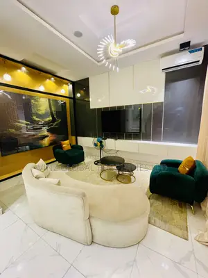 Newly Built 3 Bedroom Duplex With Ps5 Massage Chair
