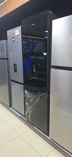 New Hisense 350l Bottom Freezer Double Door Fridge Dispenser