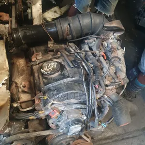 Mitsubishi L400