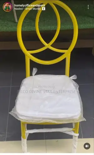 Strong Event Chairs