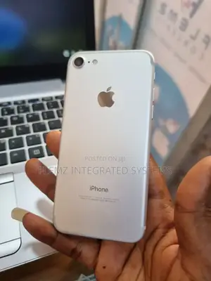 Apple iPhone 7 128 GB Silver