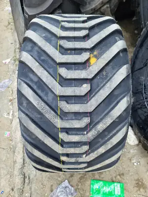400/60r15.5 Maxtires