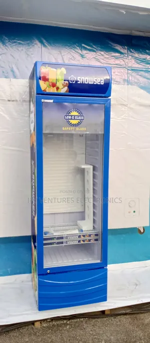 7 Ft Giant Upright Snowsea Chiller