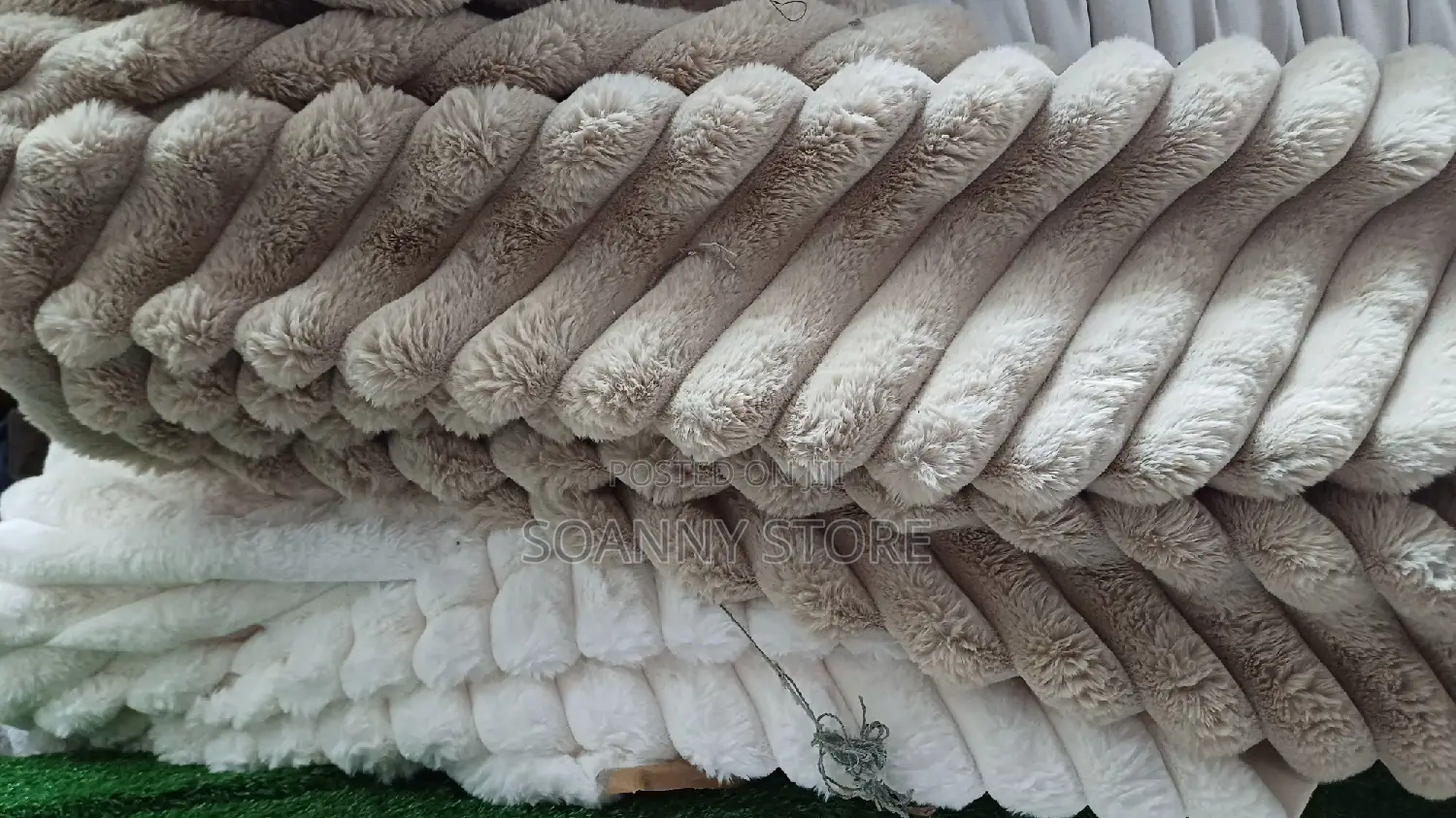 Fluffy Sofa Throw Blanket