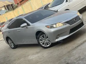 Lexus ES 2013 Silver