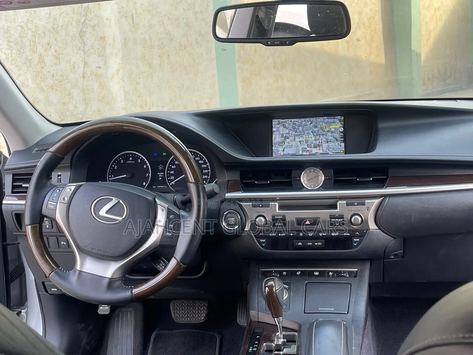 Lexus ES 2013 Silver