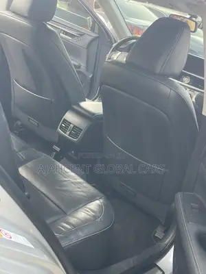 Lexus ES 2013 Silver
