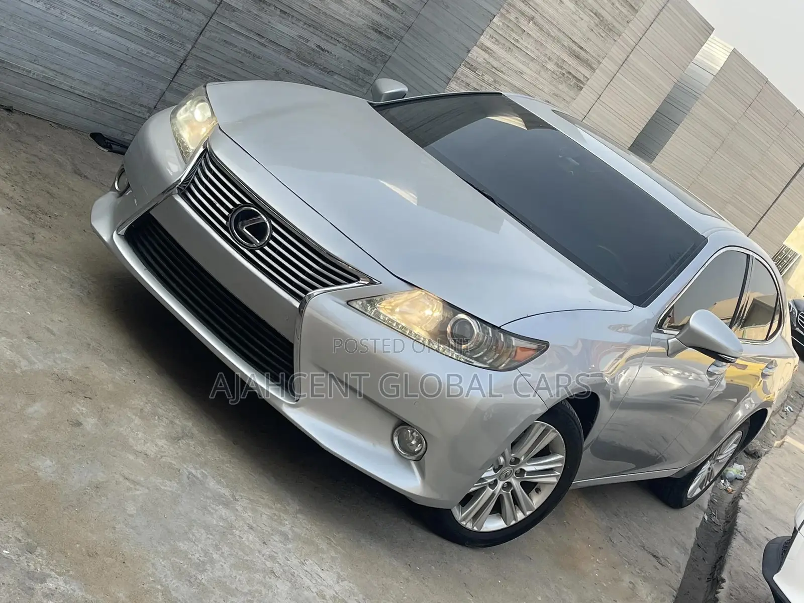 Lexus ES 2013 Silver