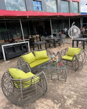Rattan/Cane/Rope/Basket/Restaurant/Outdoor Chair With Table