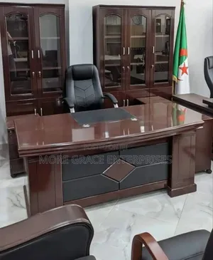 1.6 Meter Office Desk With Extension.
