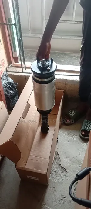 Land Rover Range Rover Front Shock Absorber 2006-2009