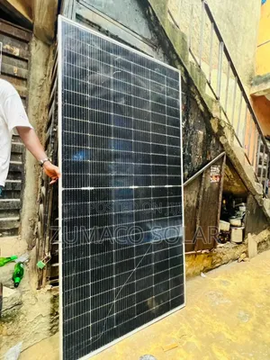 High Standard 700w Solar Panel