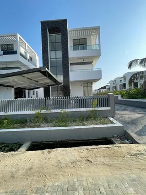 5bdrm Duplex in Ikota for sale
