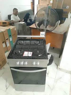 Family-Sized Maxi 50*50 4 Burner Gas Cooker