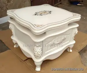 Royal Center Table