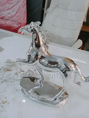 Glossy Horse Deco