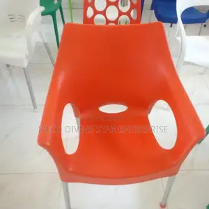 Quality Plastic Chair With Iron Legs