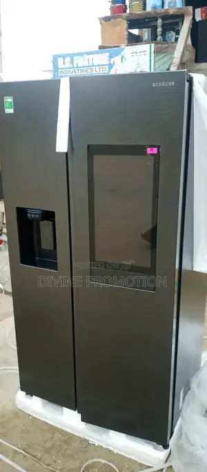 Samsung Side by Side Refrigerator With Screen, Ice Crusher