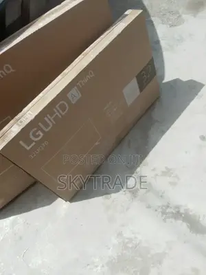 Unique LG Smart 32 " TV + Wifi/Youtube