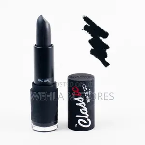 Classic Pure Matte Lipstick Bad Girl (Black)