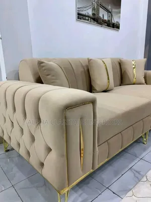 Classique Model Sofa