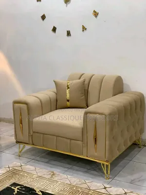 Classique Model Sofa