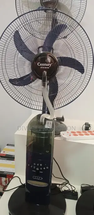 18" Century Rechargeable Mist Fan With One Battery