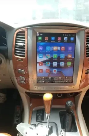 Land Cruiser 2005 Android Screen Tesla