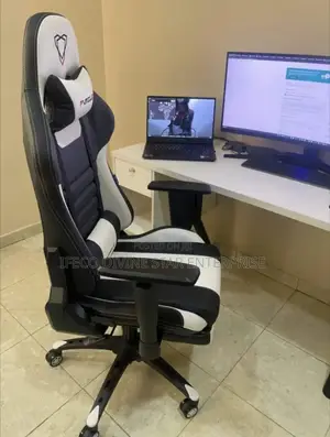 Strong Office Chair With Footrest