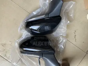 Side Mirror With Pointer Camry 2018 Available as Seen