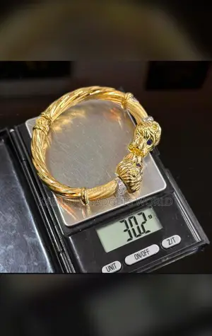 PURE 18karat GOLD Handchains and Bangle