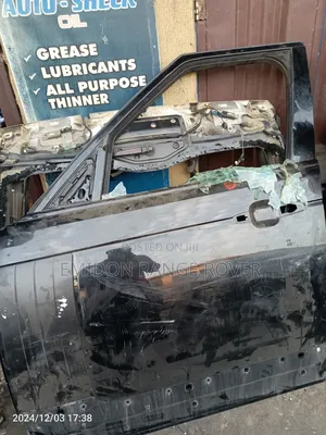 Front Door Left Side Range Rover Vogue 2020