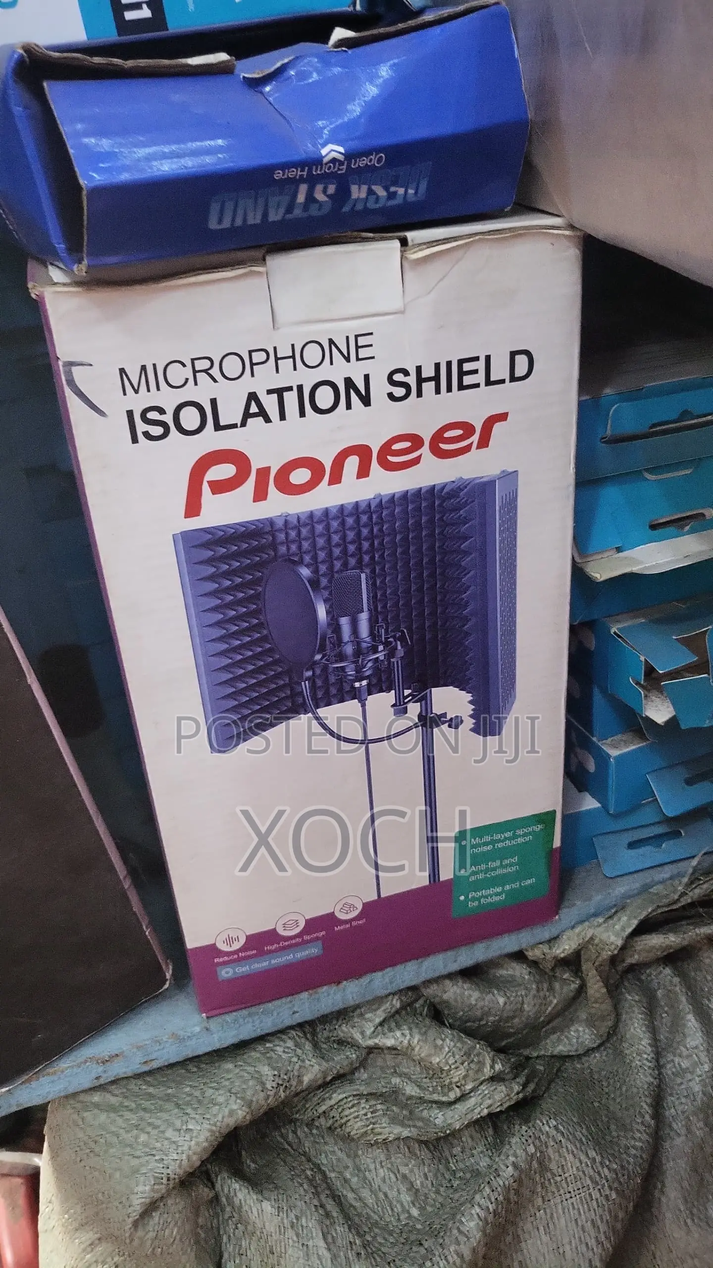 Studio Recording Microphone Isolation Shield