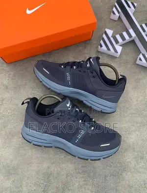 Original Nike Zoom Running Structure Sneakers