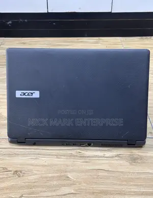 Laptop Acer Aspire ES1-512 4GB Intel Pentium HDD 500GB