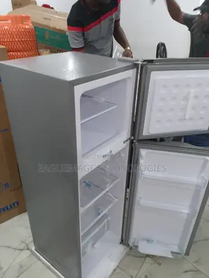 Family-Friendly Skyrun 138ltrs Refrigerator(Bcd-)