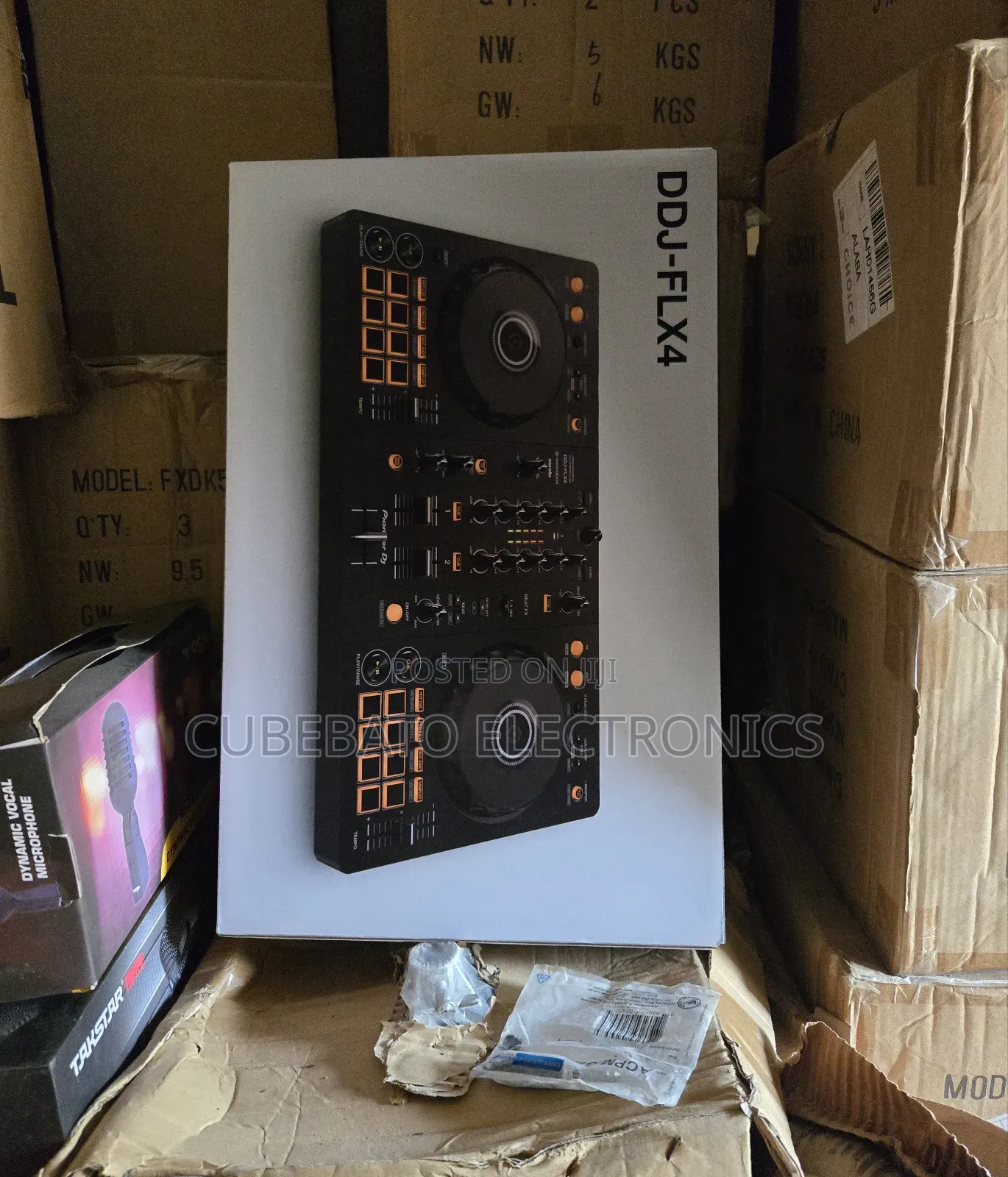 DDJ Flx4 Controller