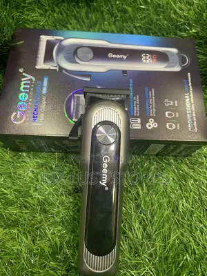 Rechargeable Hair Clippers With Led Battery Display