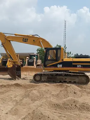 Caterpillar Excavator 325L. 135M Naira.