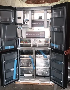 Hisense 4 Door Inverter, Smart Connection,Ice Cube Maker