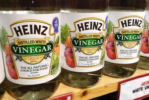 Heinz All Natural Distilled White Vinegar. 473ml By12