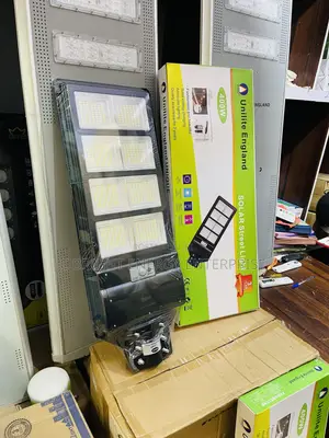 400watts SOLAR Street Light 3 Year Guarantee