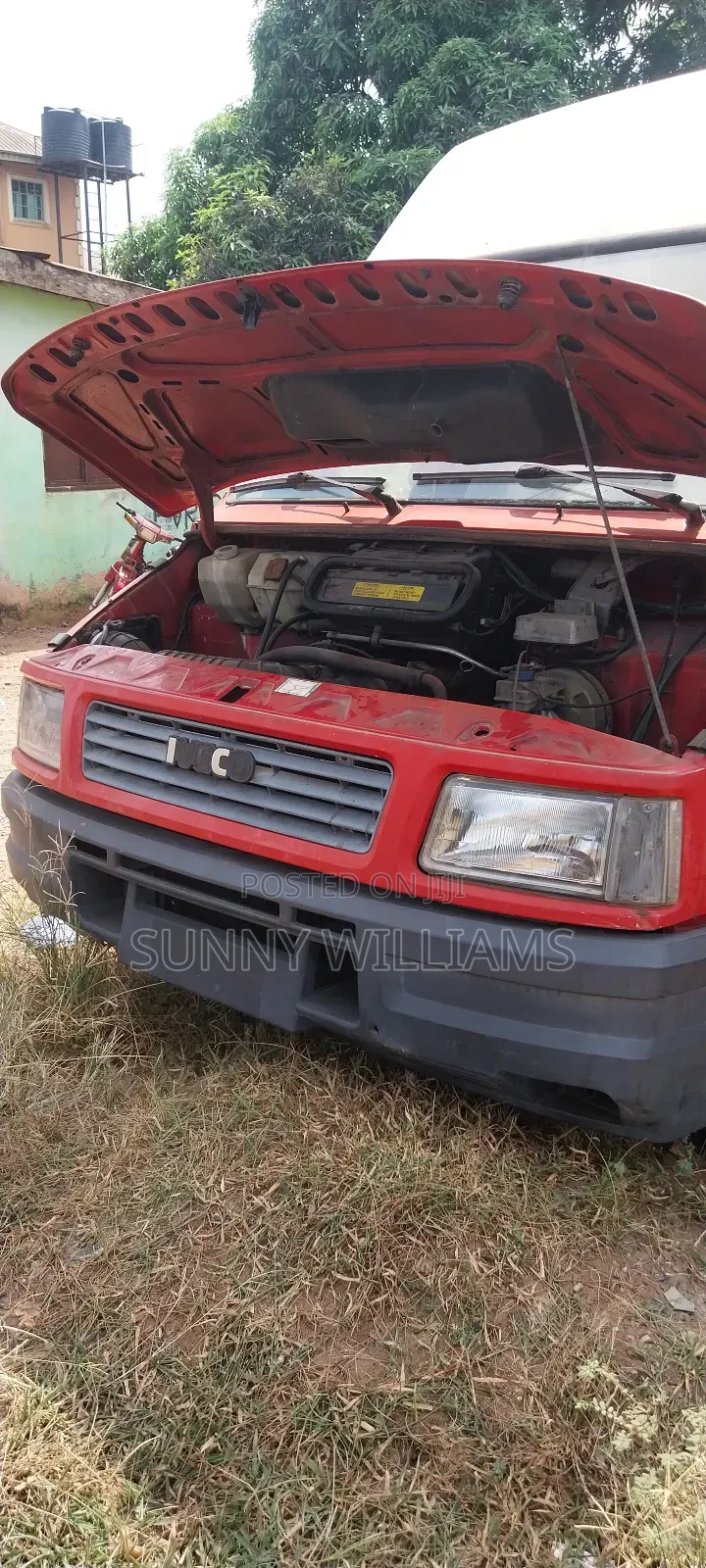 Iveco Arway 2000 Red