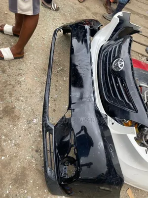 Toyota Highlander 08 Front Bumper