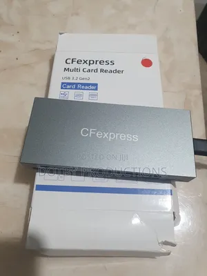 Cfexpress Type a B SD Card Reader