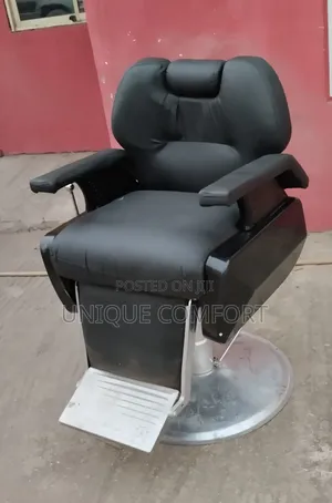 Imported Executive American Design Barber Chair